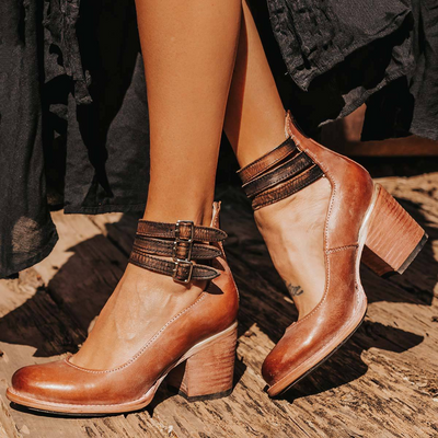 Verona | Orthopaedic heels with a vintage-style ankle strap
