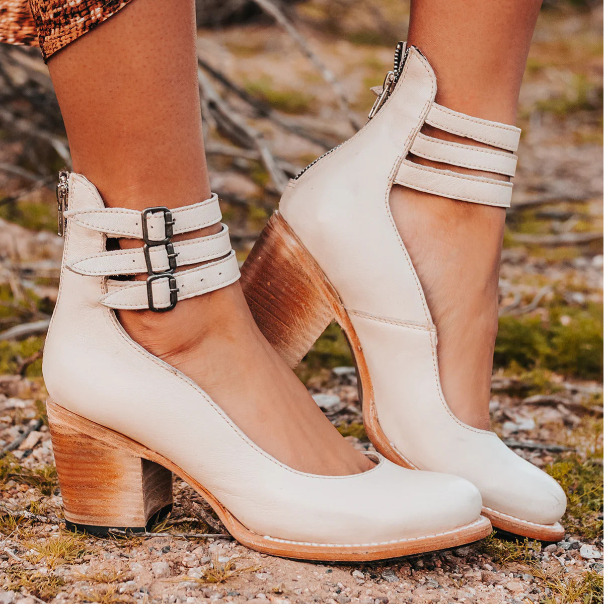 Verona | Orthopaedic heels with a vintage-style ankle strap