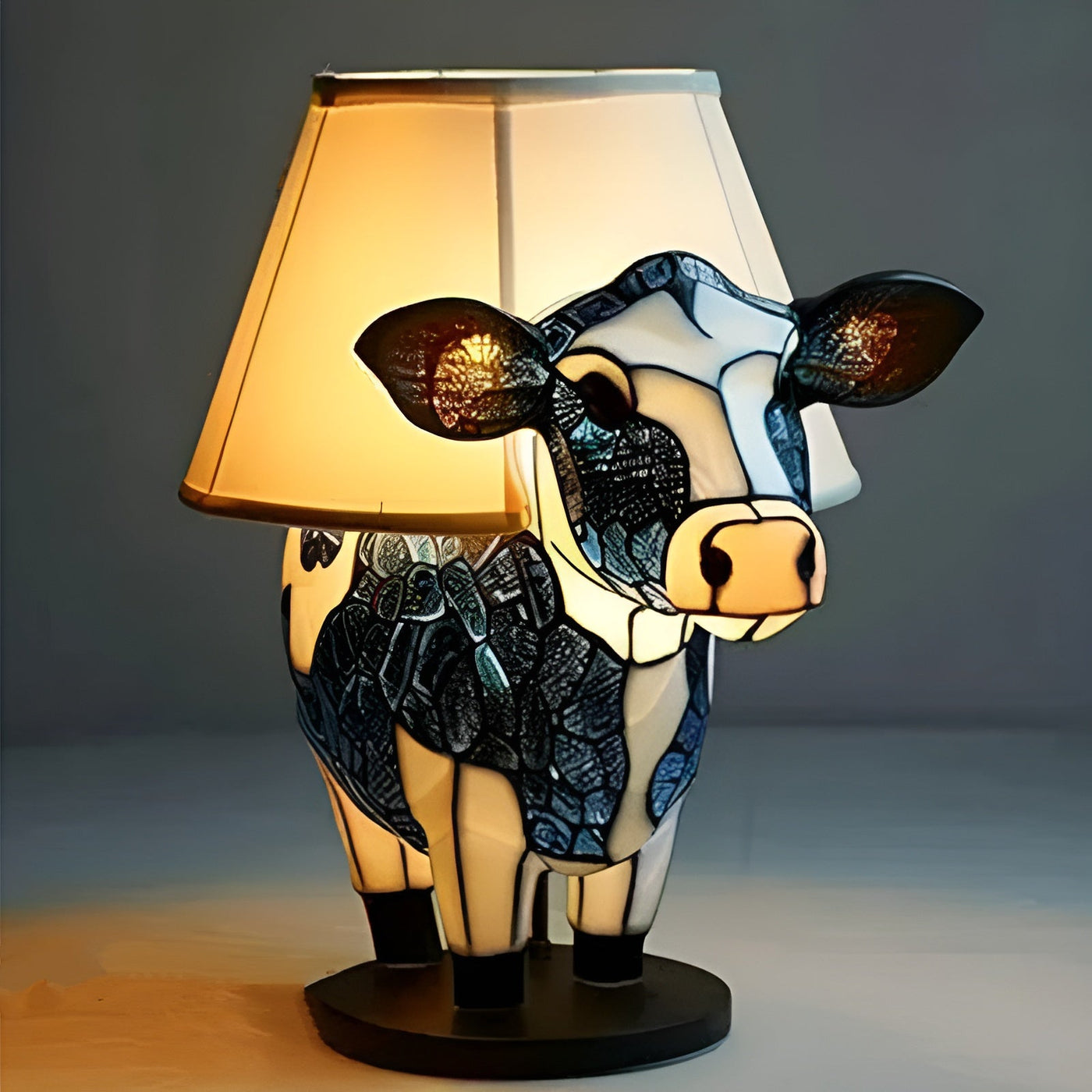 Milka – Stained Glass Table Lamp Cow-Shaped Colourful